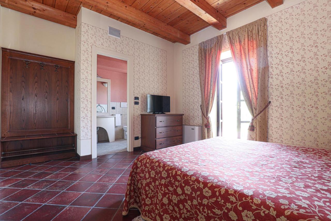 Cascina Giuli Alba (Piedmont) Exterior foto